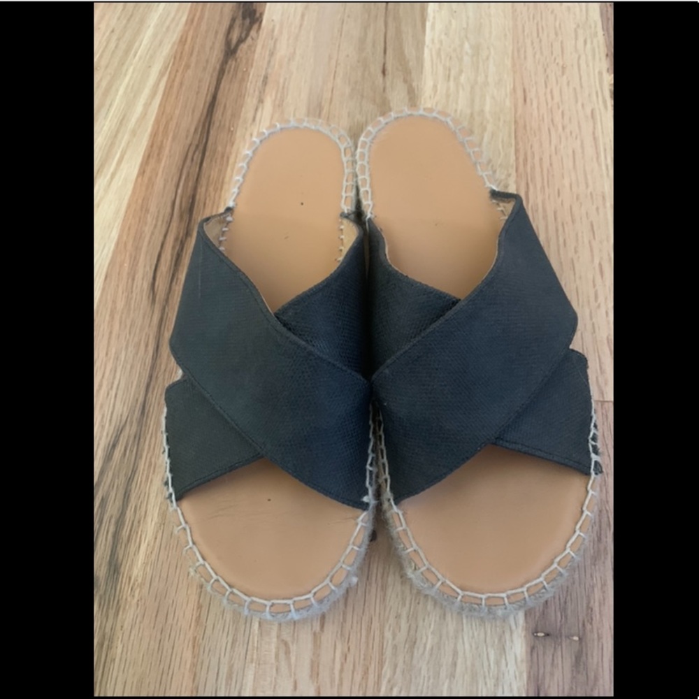 Matt Bernson espadrilles